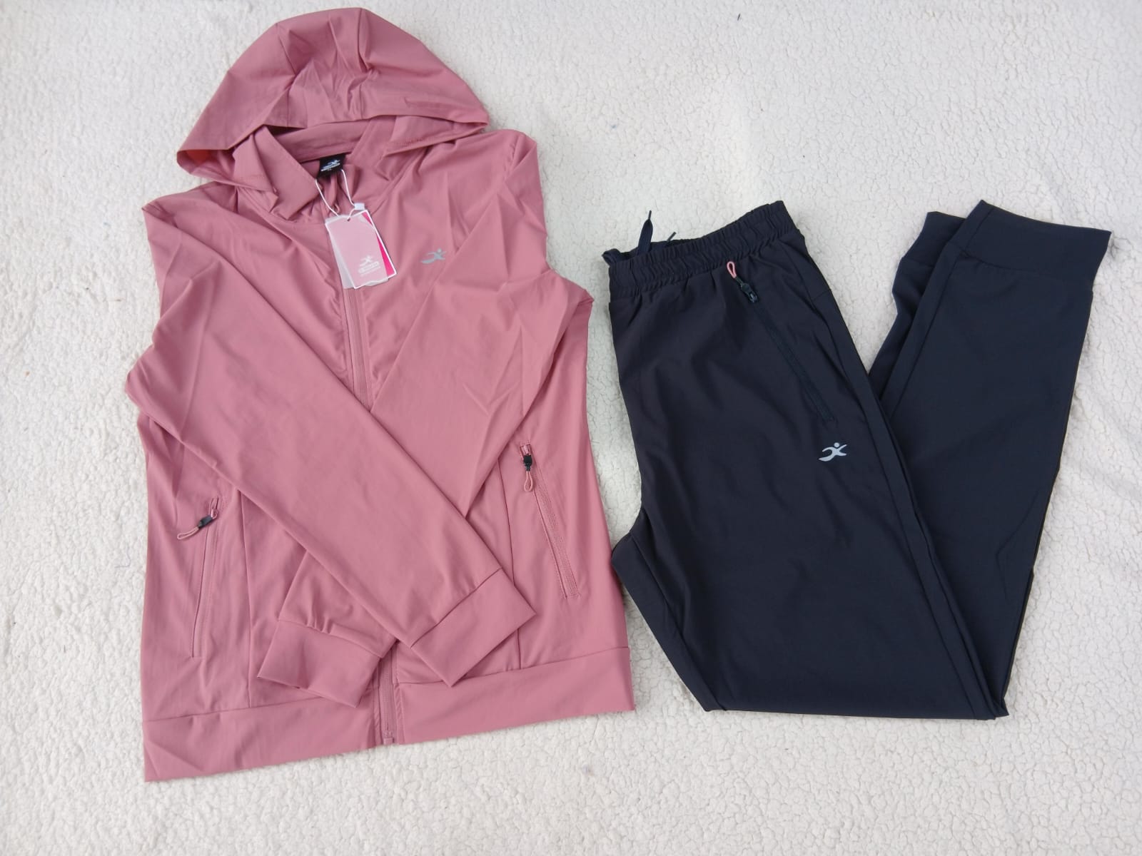 Conjunto Deportivo Tela Fina!!!! miniatura 4