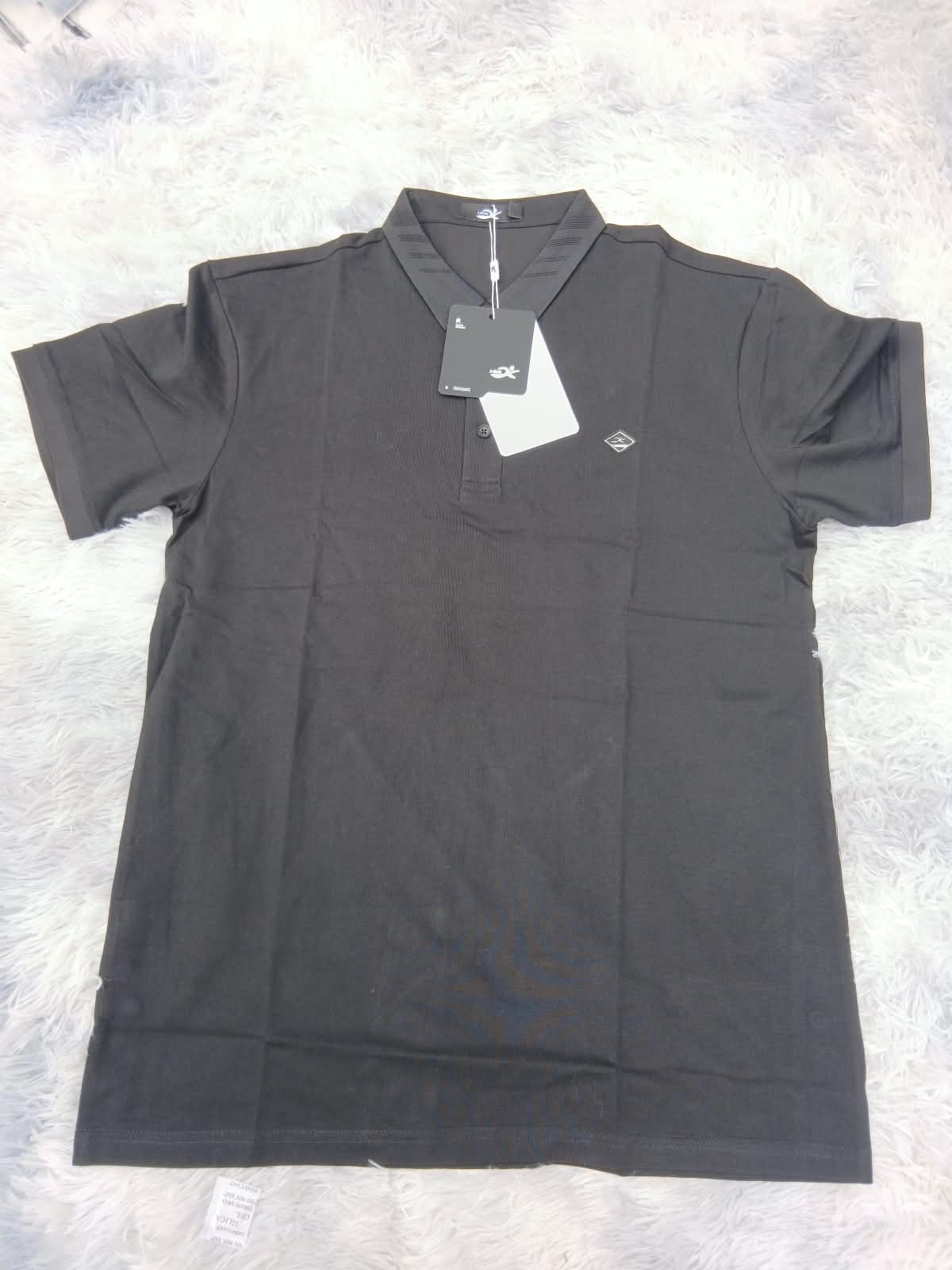 Chomba Tipo Polo Deportiva de Corte Masculino, Confeccionada en Tejido Microperforado/Técnico de Alt miniatura 5